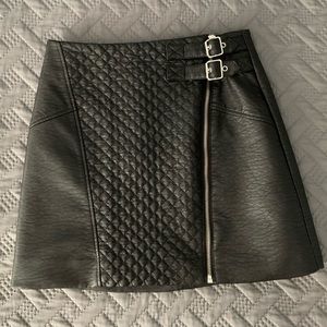 ‼️SOLD NOT AVAILABLE ‼️ H&M DIVIDED